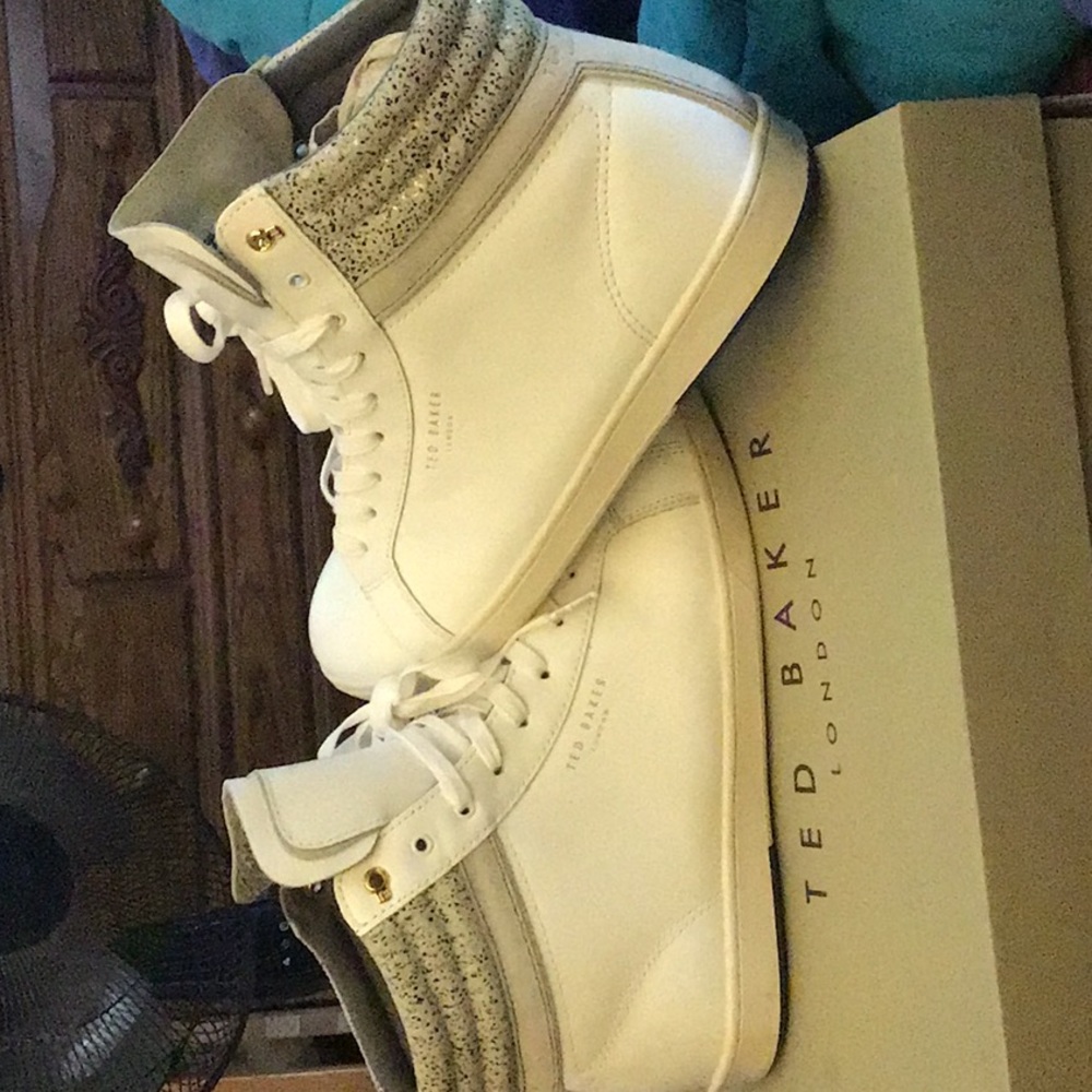Ted Baker Men’s myakka sneakers